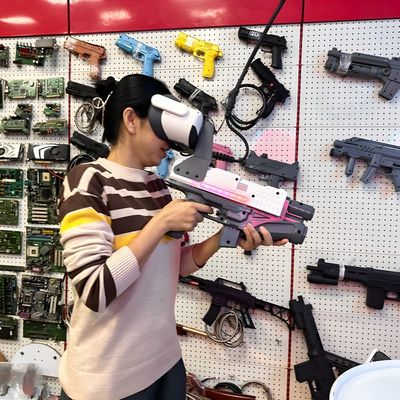좋은 가격 VR 머신 가상 현실 9D 비디오 시뮬레이터 아레나 세트 머신 VR 게임 온라인으로