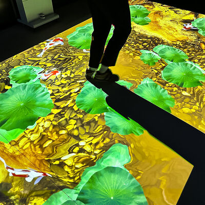 좋은 가격 High Precision Low Cost Portable Interactive Floor Projection Ground Projection Machine with 4000 Lumens and 80+ Games 온라인으로